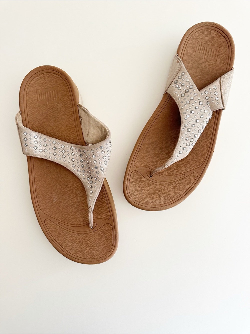 Fitflop Tan Platform Novy Rhinestone  Comfort Thong Sandals
